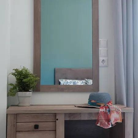 Mouzakitis 4 * Arillas (Corfu)